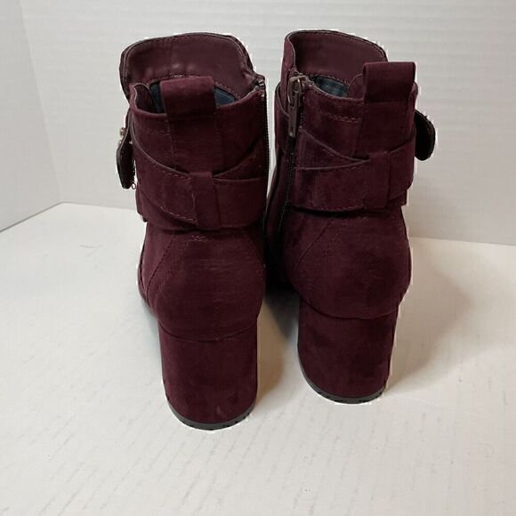 KELLY AND KATIE ANKLE BOOTS BURGUNDY SUEDE NAILHEAD ACCENTS 2.5" HEEL SIZE 6 - Picture 4 of 12